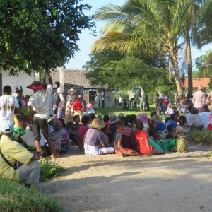 Dons de riz à Mananjary